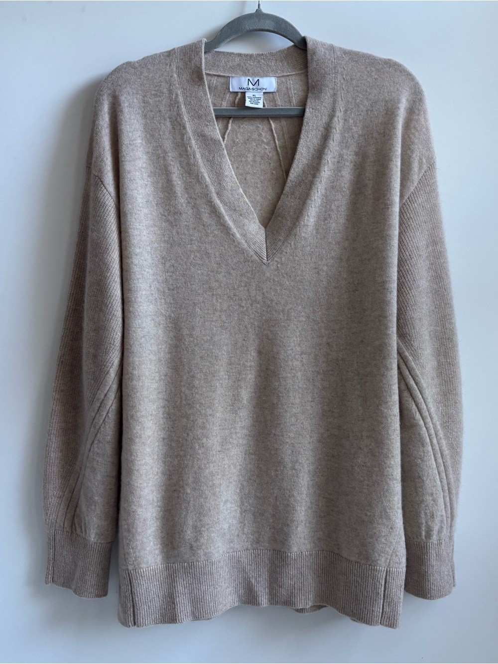 Magaschoni 100% Cashmere V-neck Sweater Longsleeves and Ribbed Trim Cream Sz XL